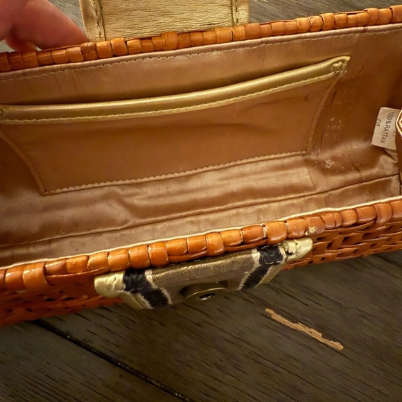 Woven Tan Clutch with Chain Strap - Picture 6 of 7